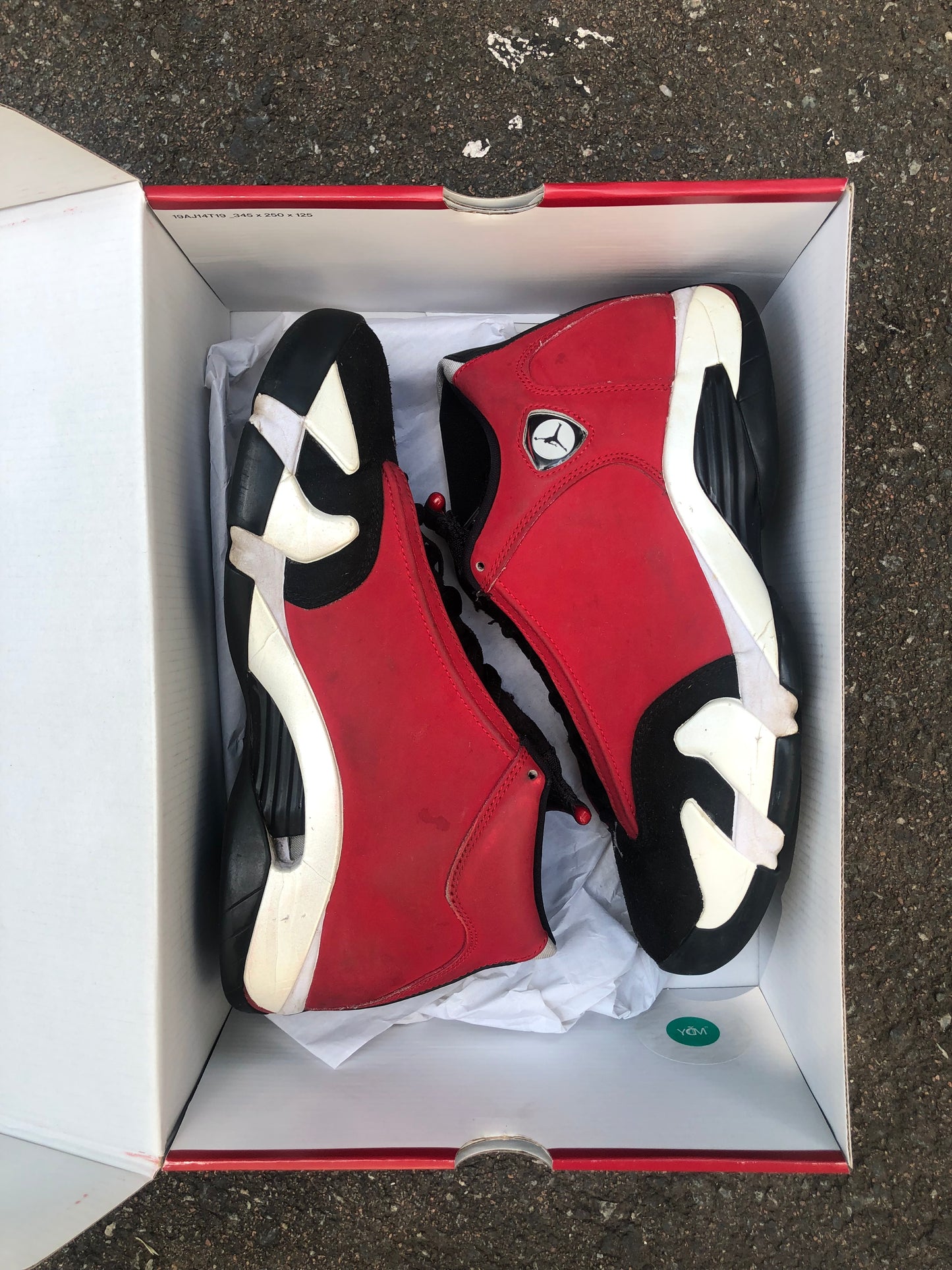 SIZE 9 TORO GYM RED 14S WITH ORIGINAL BOX