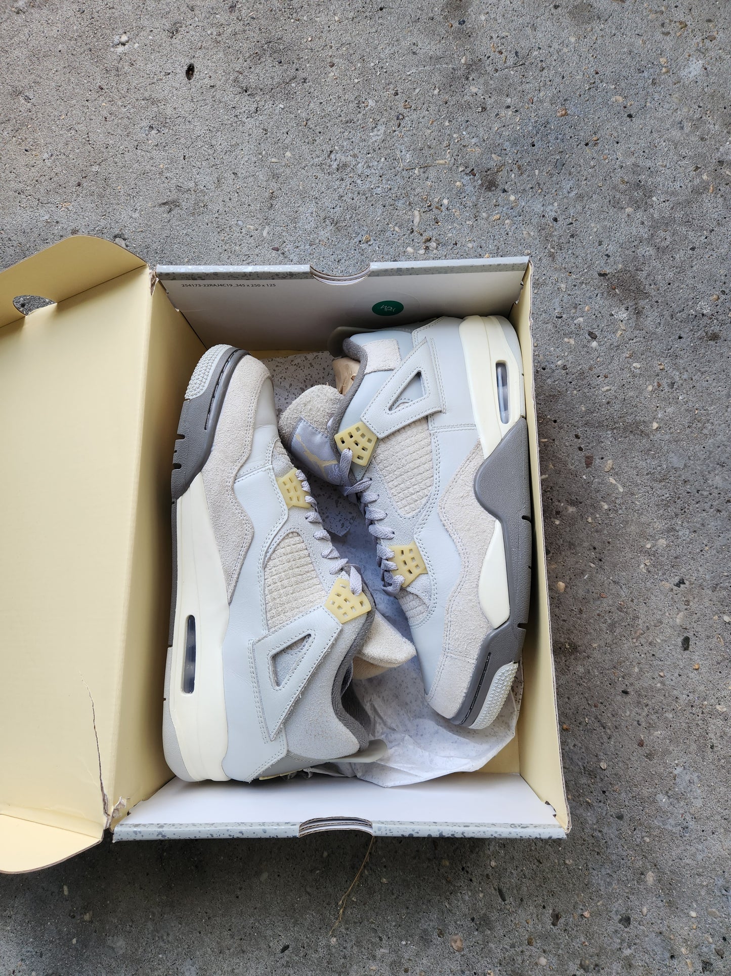 Size 10 VNDS air Jordan 4 Photon