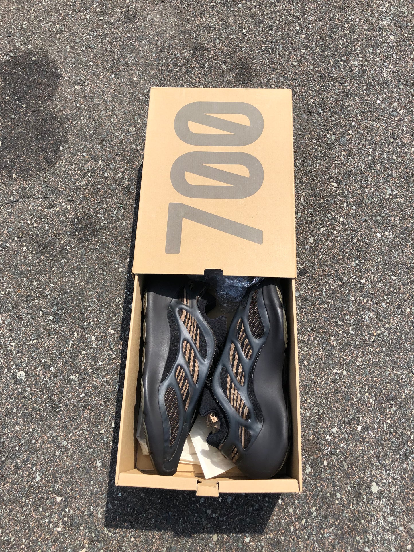 Size 13 clay brown 700 VNDS with og box