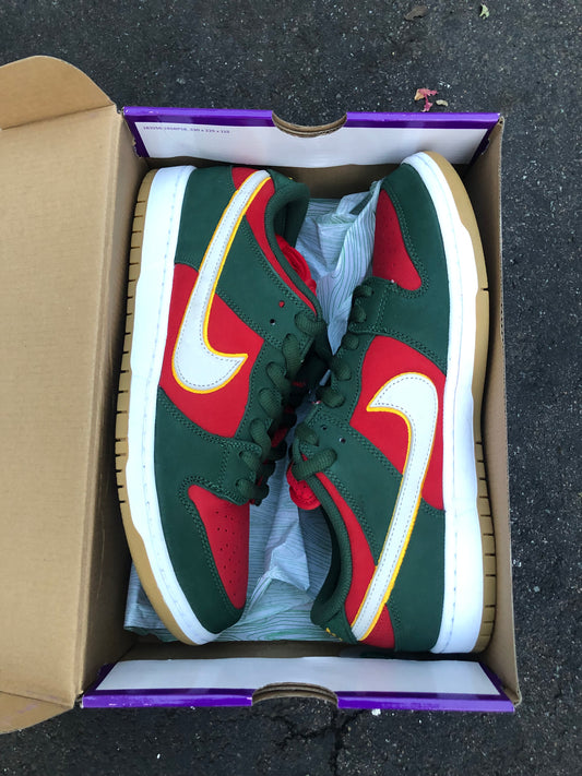 SIZE 12 NIKE SB DUNK LOW SEATTLE SUPERSONICS