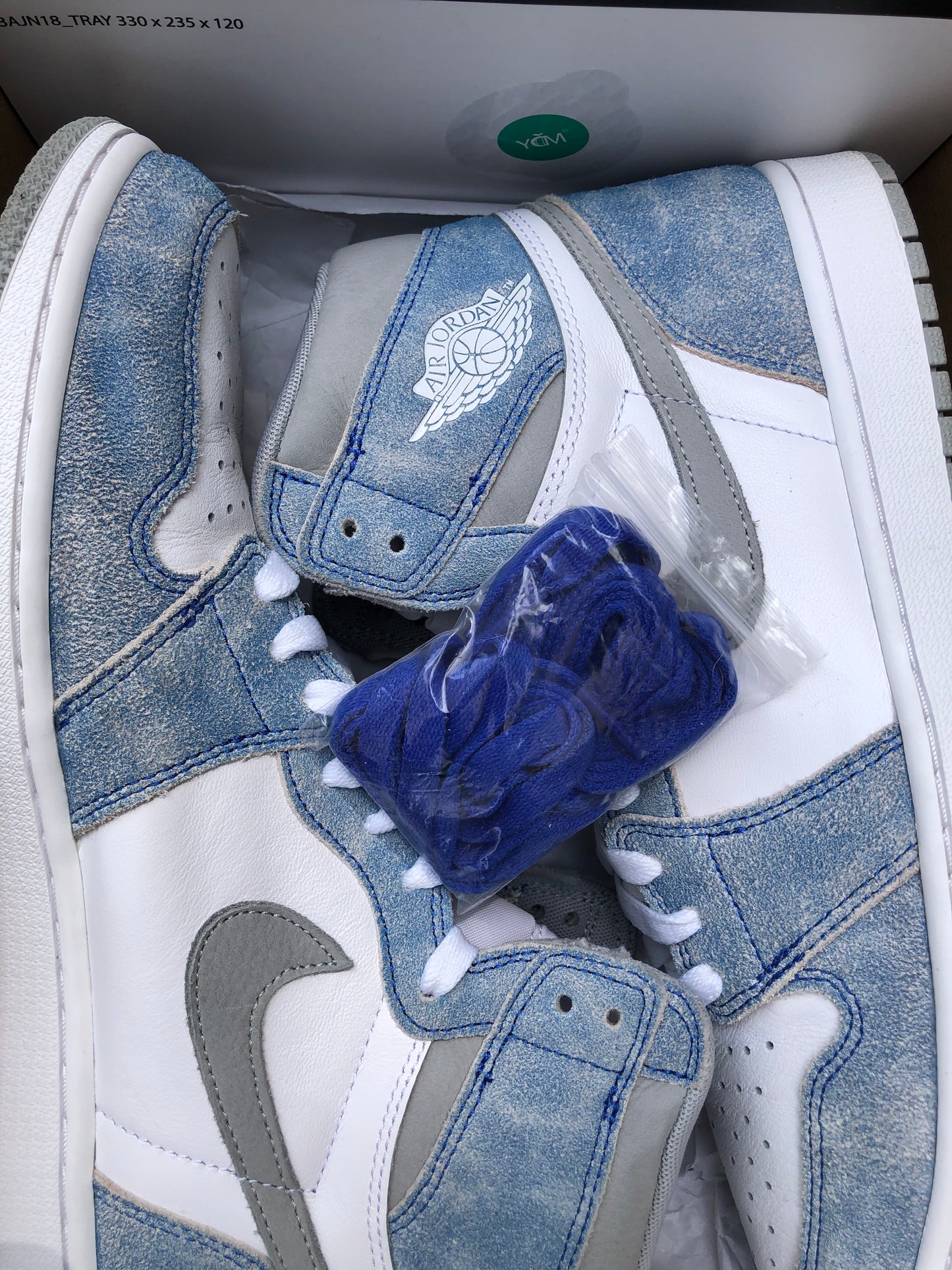SIZE 11.5 JORDAN 1 HYPER ROYAL WITH OG BOX