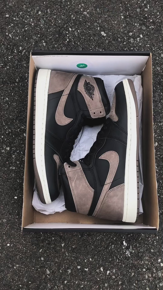 Size 9 Palomino 1s with Og box VNDS