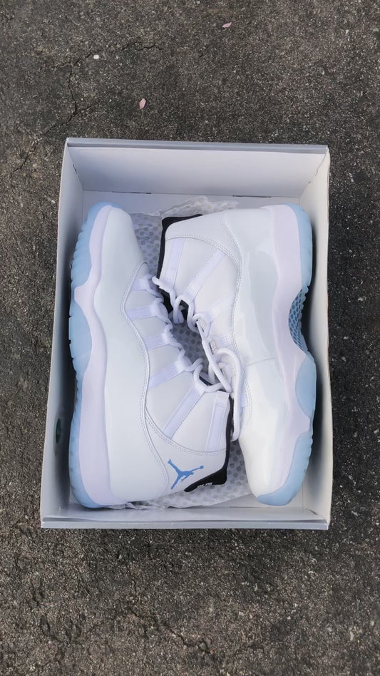 Size 11 Legend Blue 11s VNDS CLEAN WITH OG BOX (2024 release)